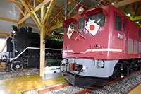 静態保存されている
ED70形交流電気機関車1号と
D51形蒸気機関車