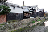 油発祥の地に息づく町並み
金山寺味噌から生まれた醤油