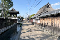 近江商人住宅が並ぶ五個荘町