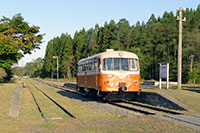 絵のような地方鉄道風景